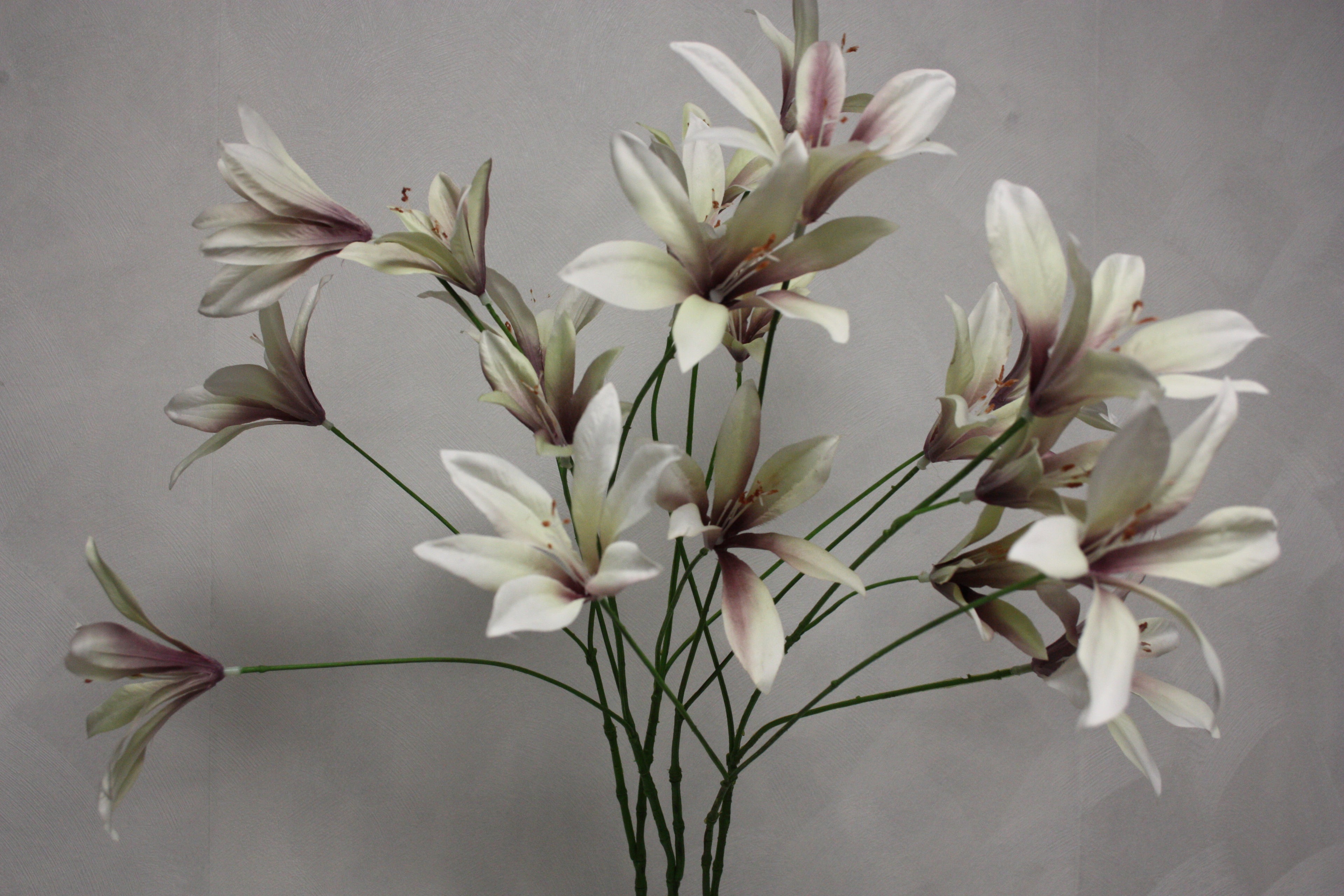 Zijden bloem Lelie lavendel creme 85 cm