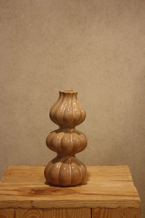 Aardewerk kaarsenstandaard beige